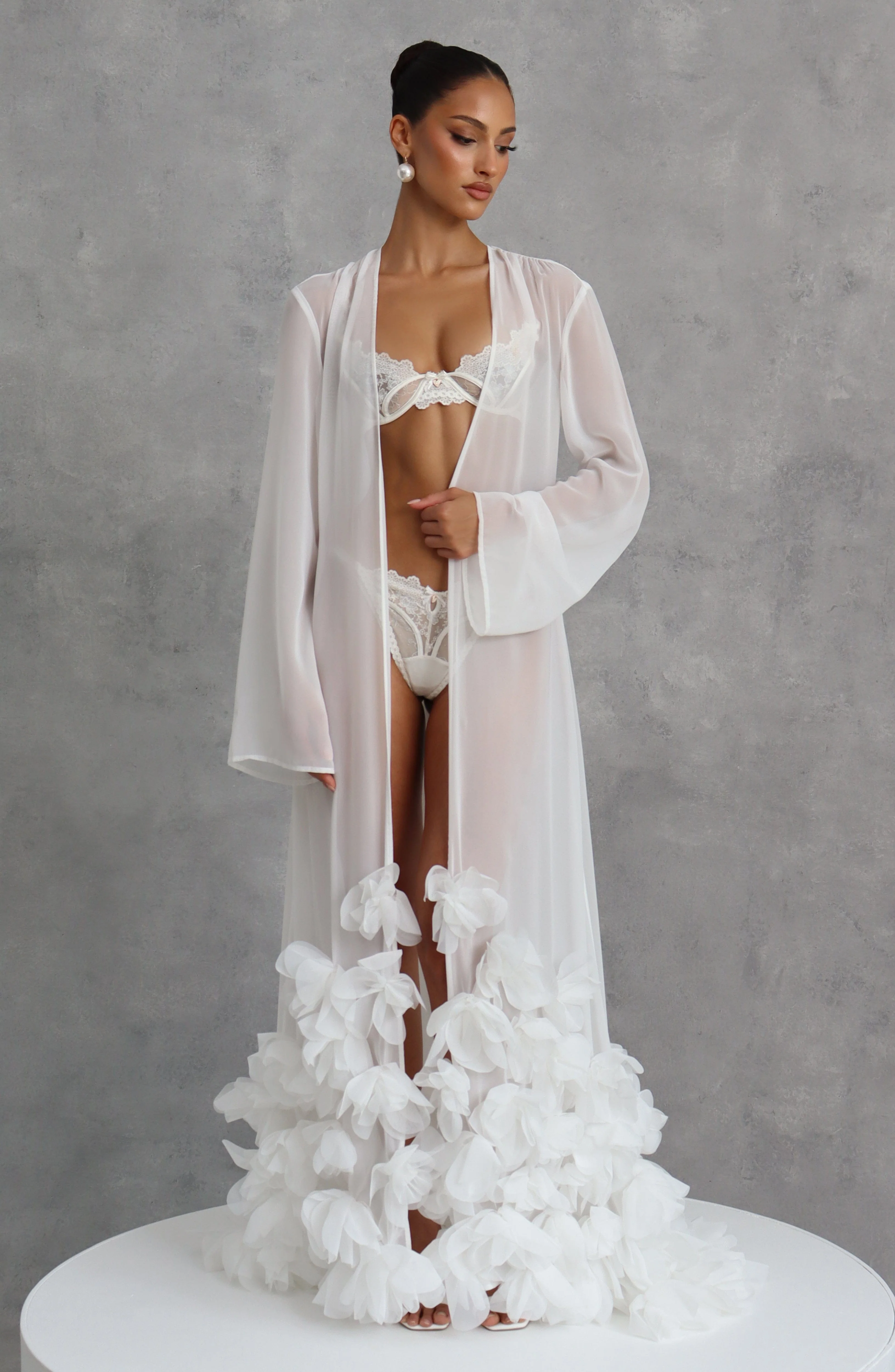 Anwen Dressing Gown - Ivory - Image 5