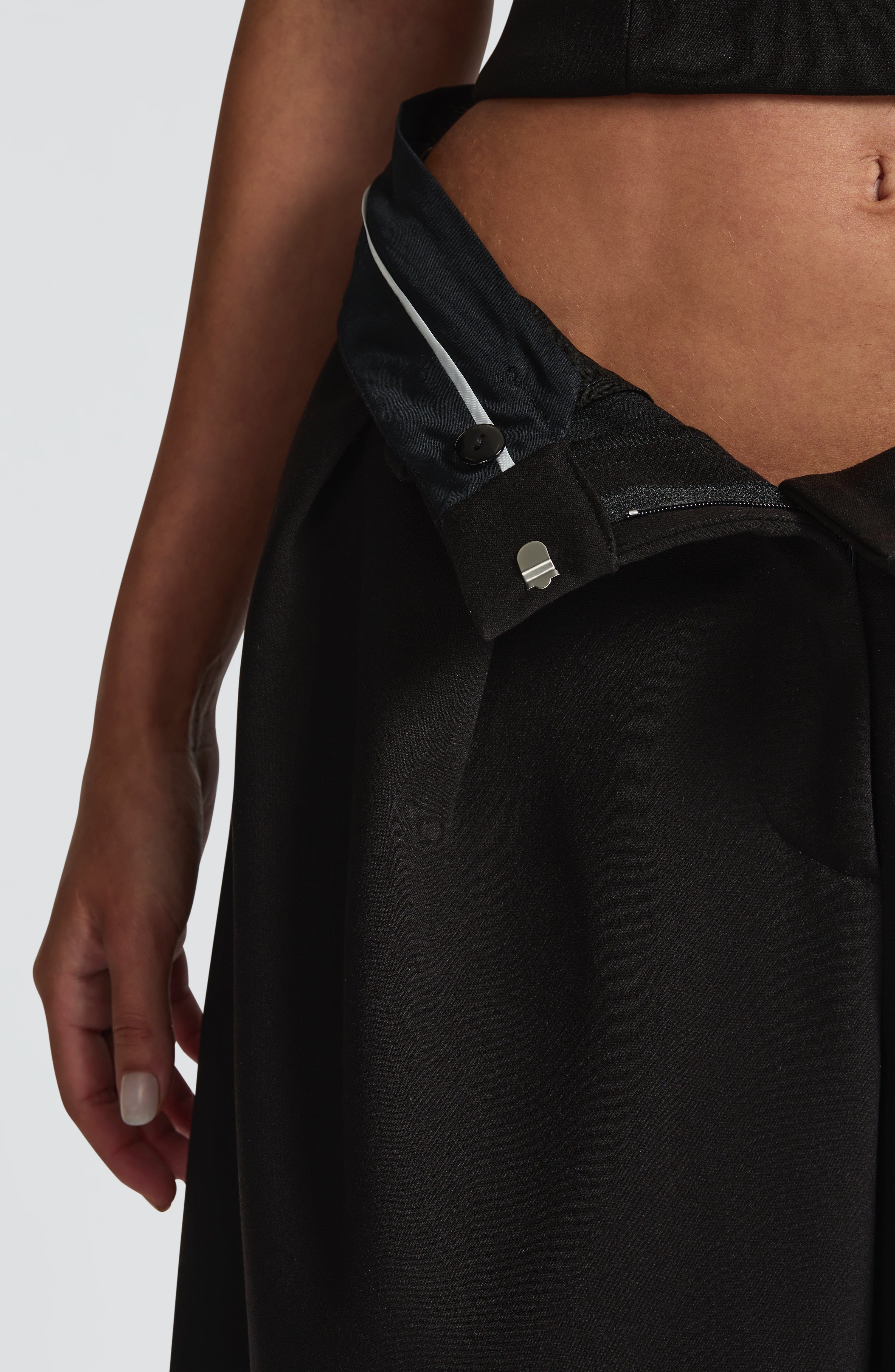 Ausra Bermuda Shorts - Black - Image 8
