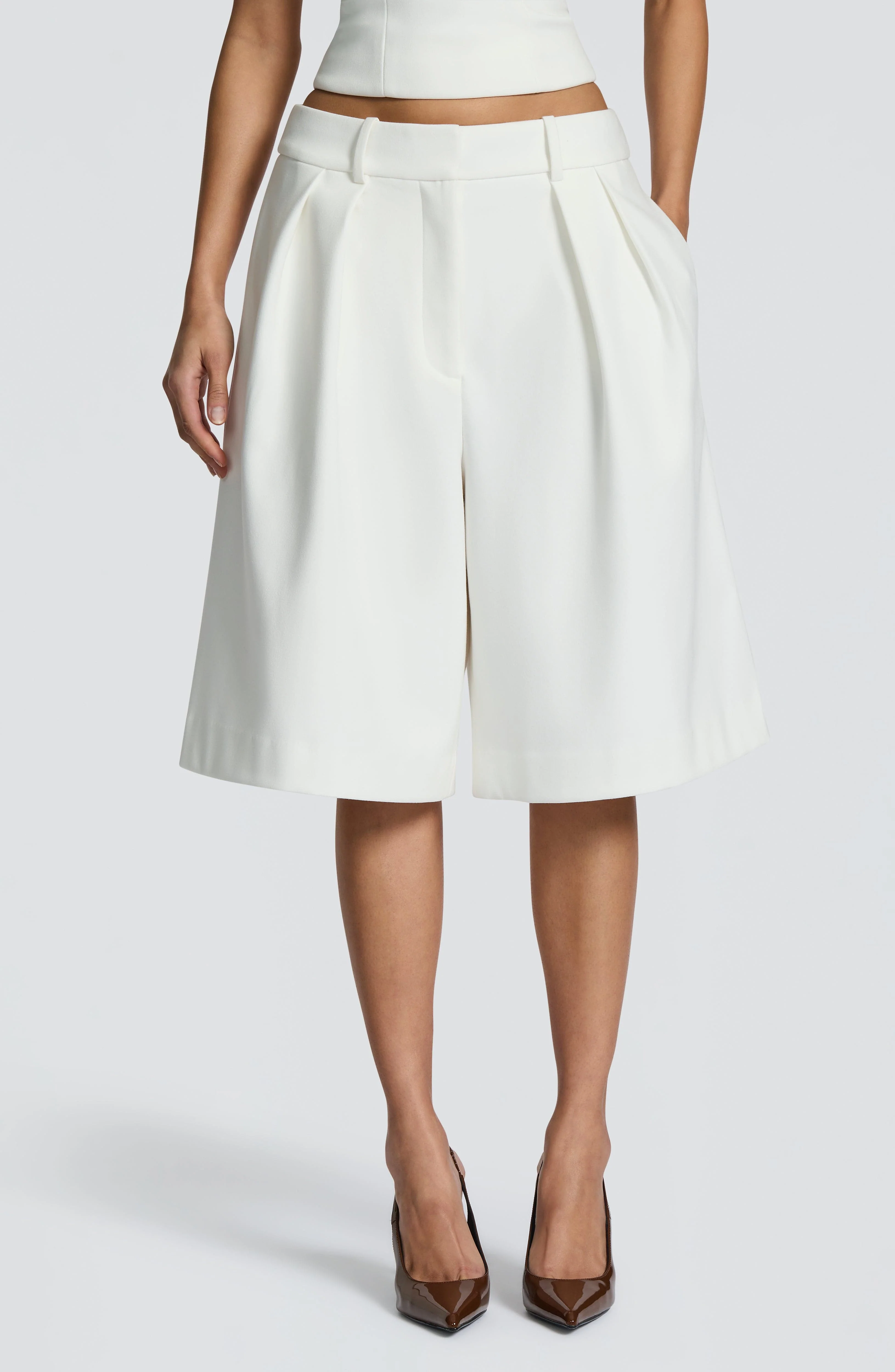 Ausra Bermuda Shorts - Ivory - Image 3