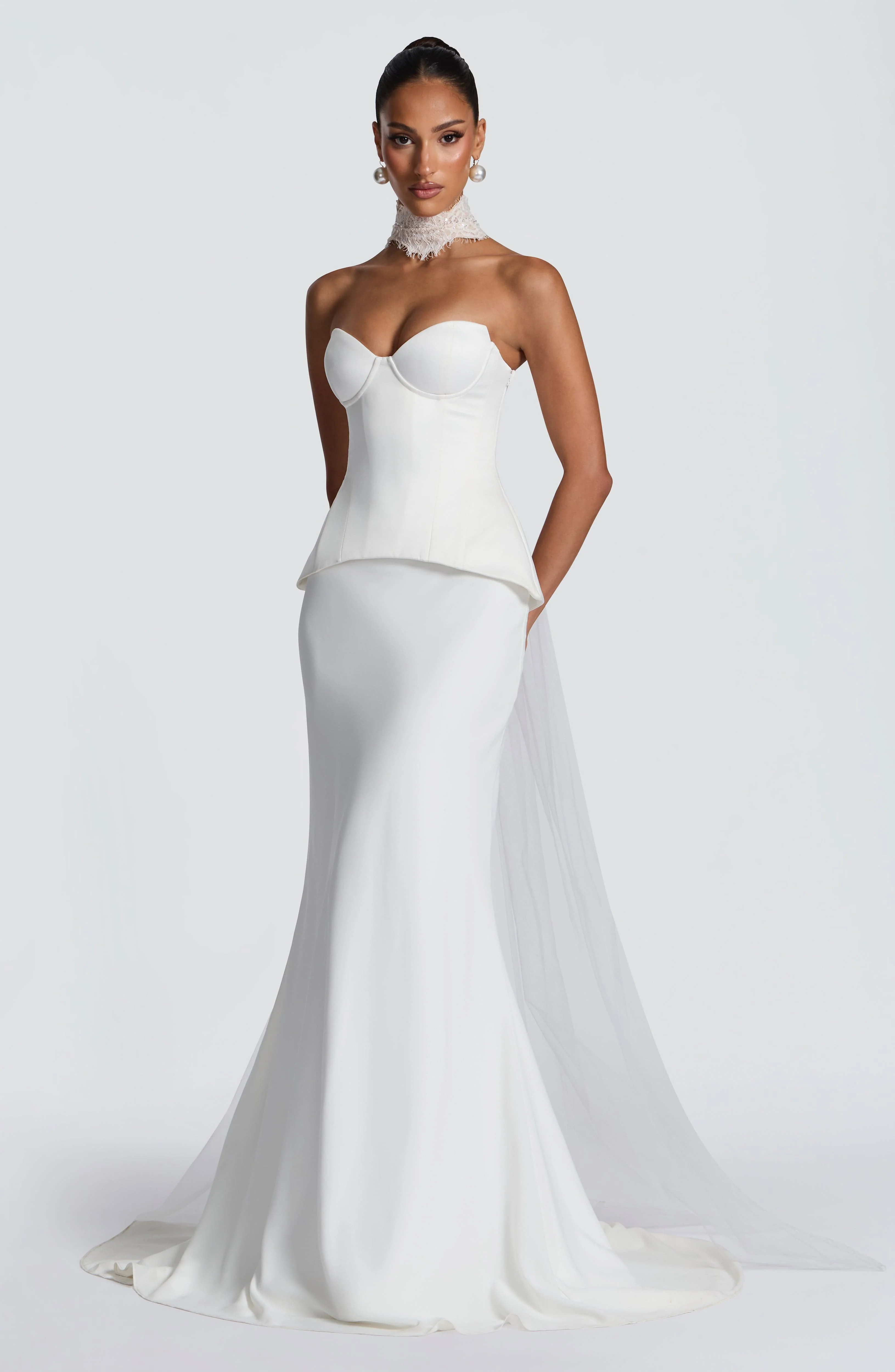 Ellie Lace Neck Veil - Ivory - Image 7