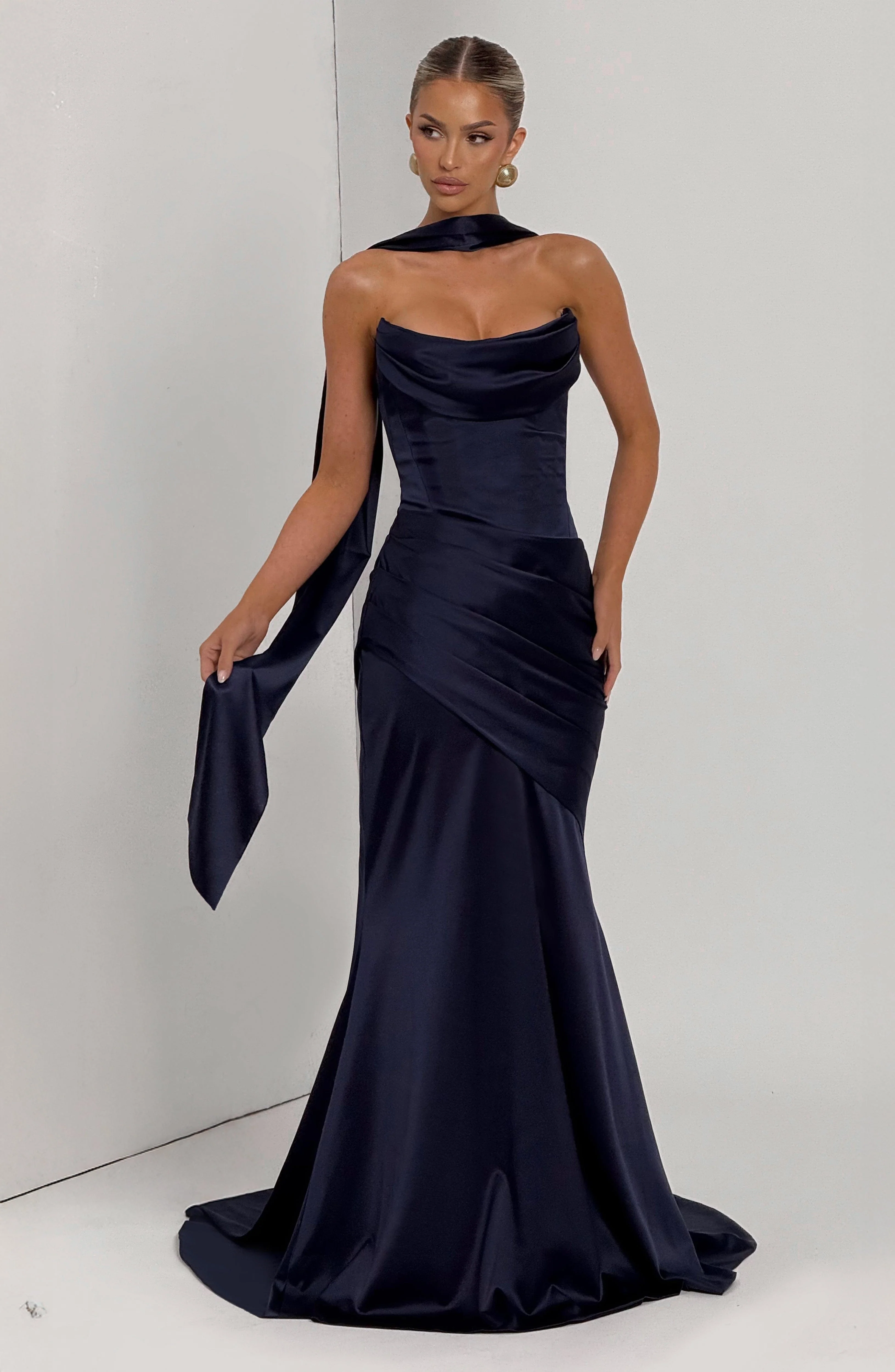 Kensington Maxi Dress - Navy - Image 5