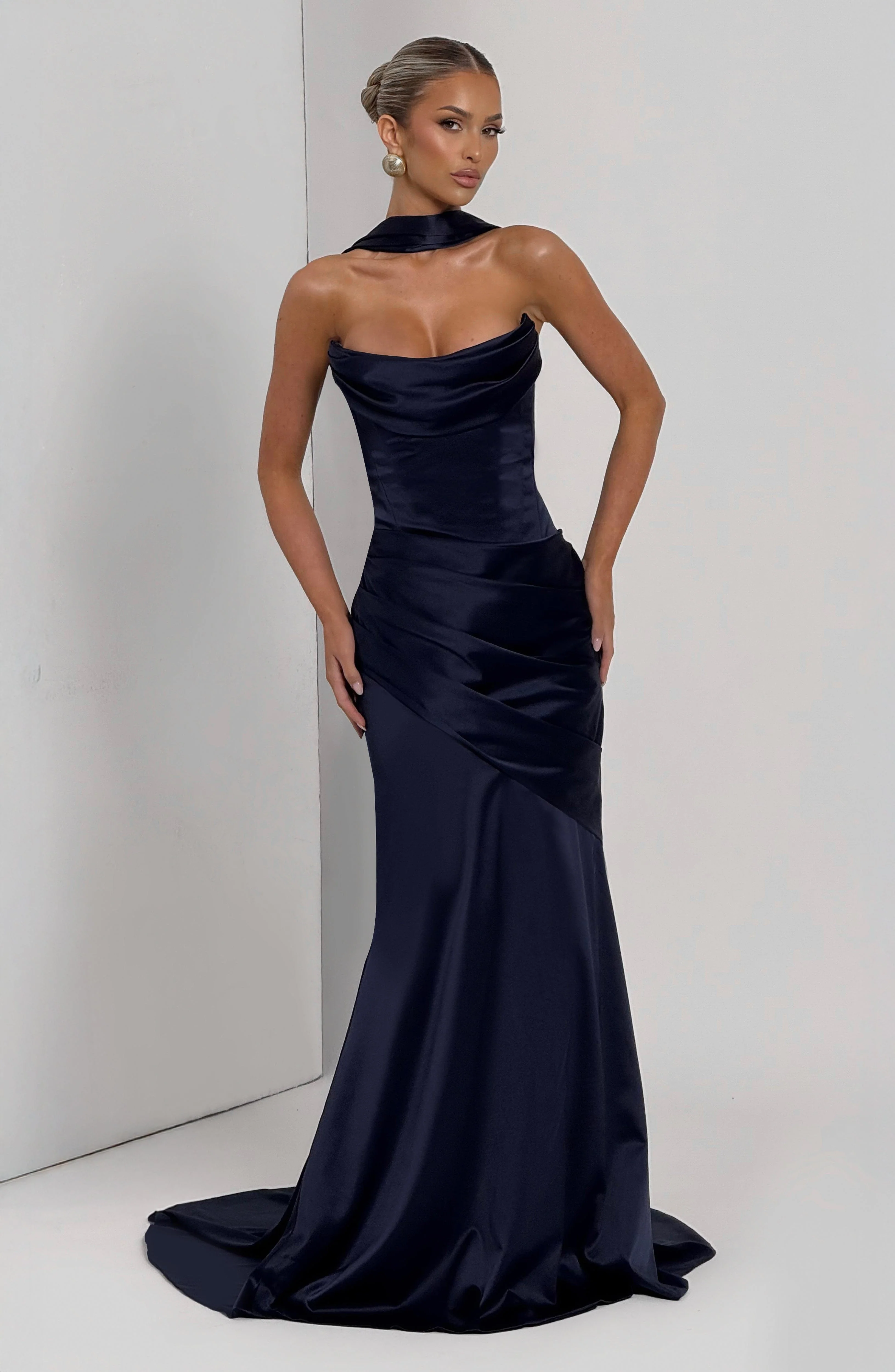 Kensington Maxi Dress - Navy - Image 9