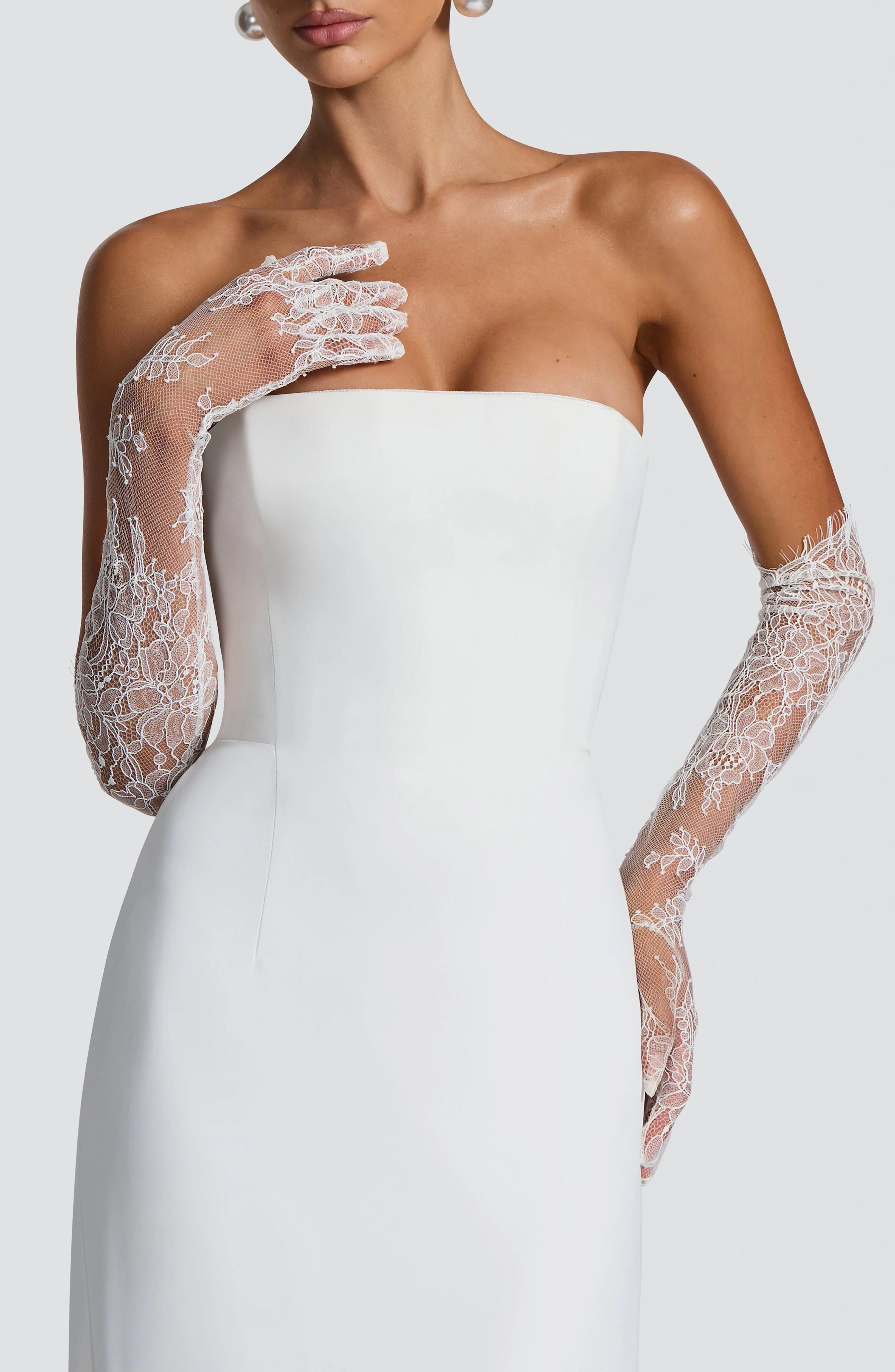 Nia Gloves - Ivory - Image 9