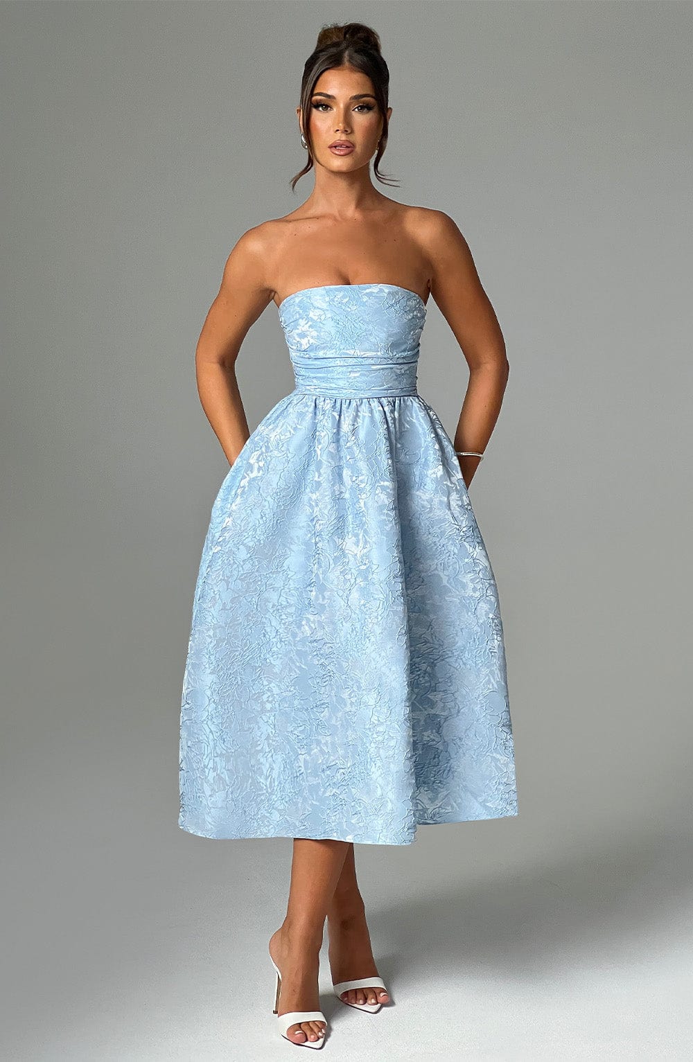 Saoirse Midi Dress - Blue - Image 4